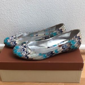 Missoni flats with iconic zigzag pattern!